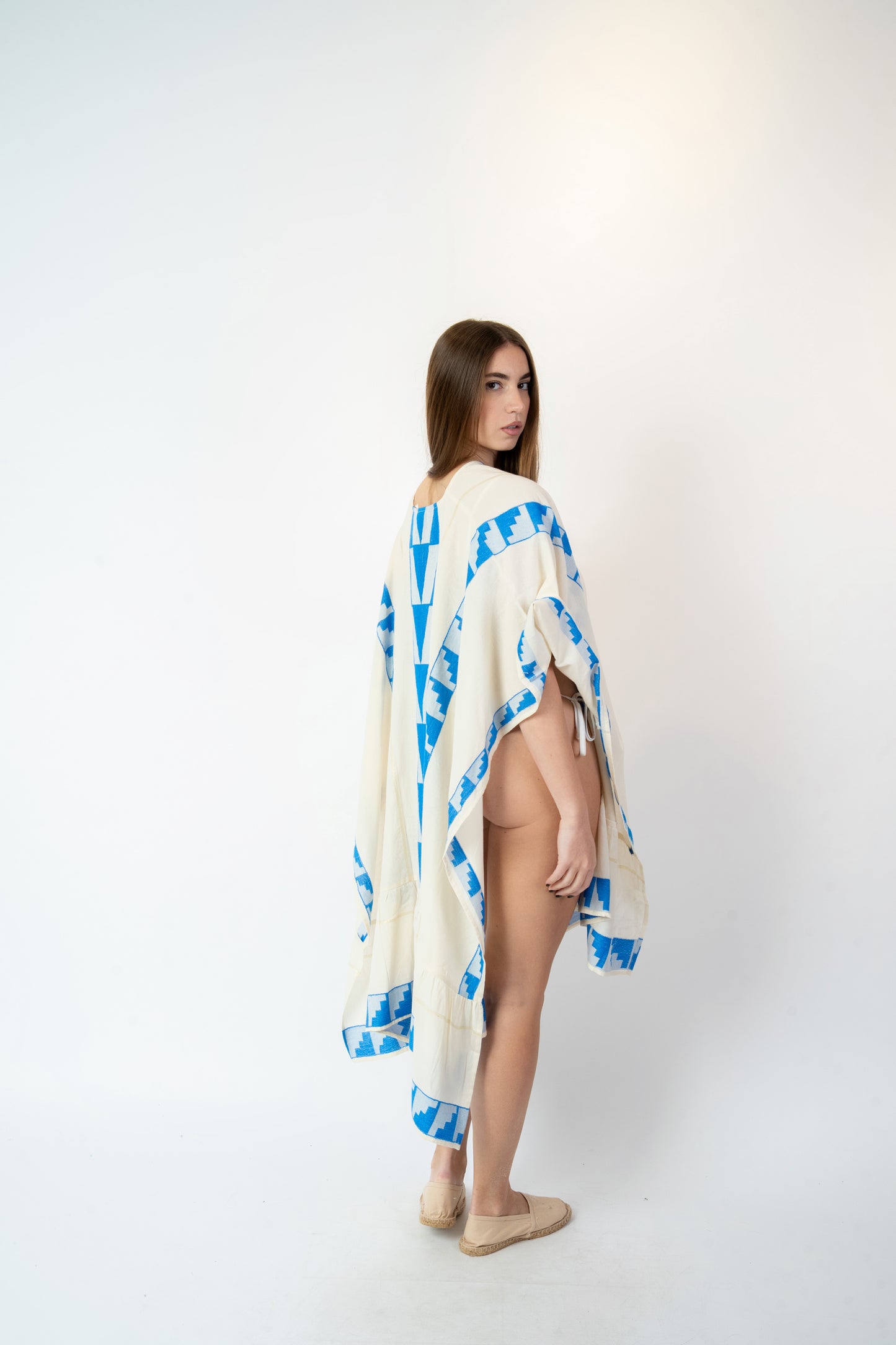 Gemma - Abito fantasia bianco/blu