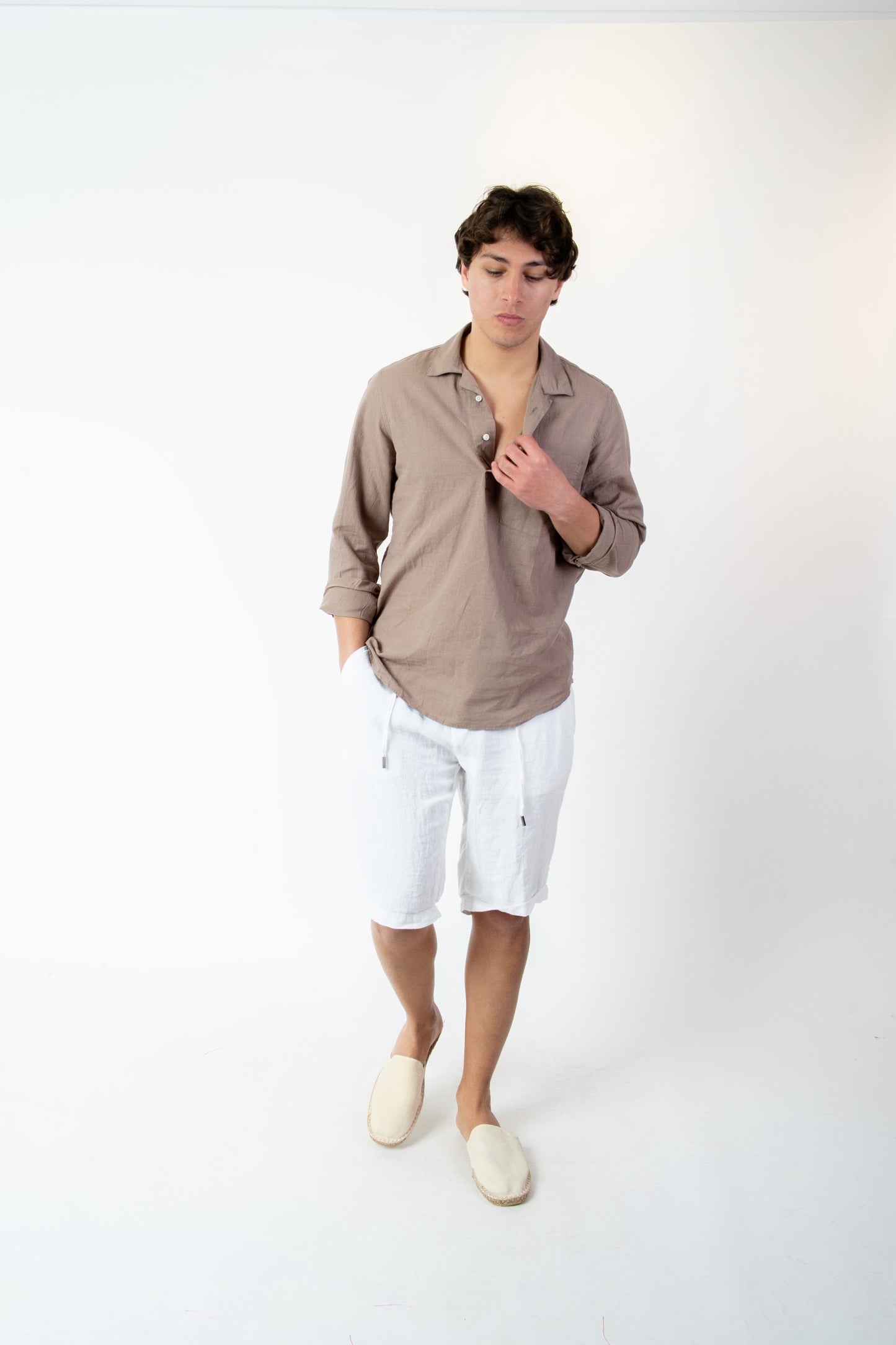 Santorini - Polo camicia in lino tabacco