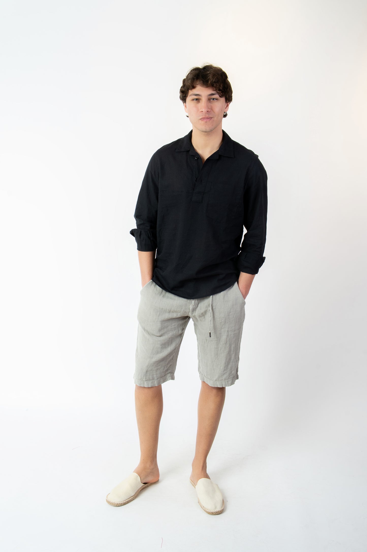 Santorini - Polo camicia in lino nero